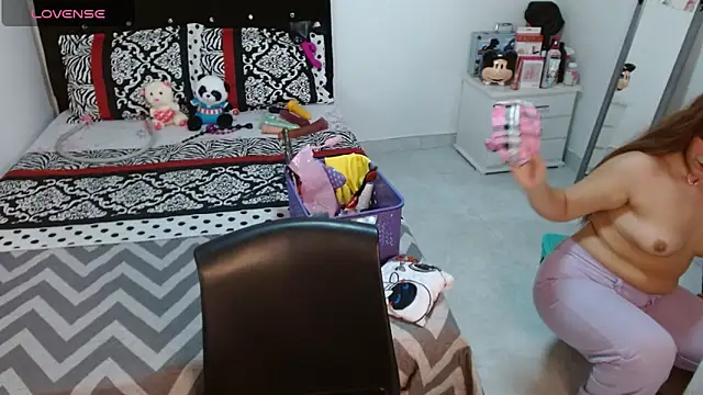 soniafuckboobs online show from October 2, 2:00 pm