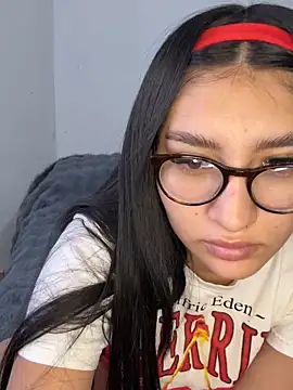 Sexyedith09 online show from March 17, 4:22 pm