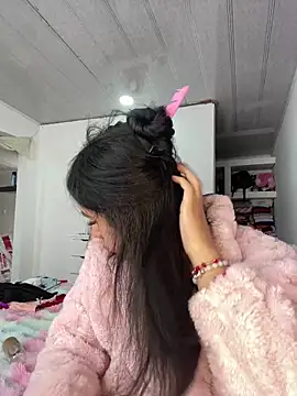 hannahb-e online show from February 18, 5:23 pm