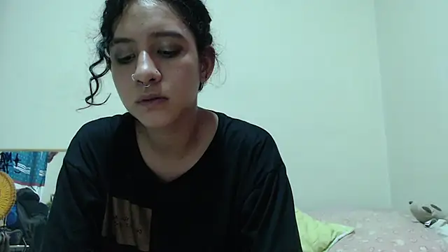AlinaWoolf  online show from July 12, 6:36 am