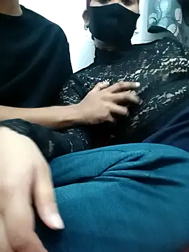 robbart43 online show from April 15, 5:35 pm