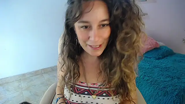Paula Paz online show from September 19, 3:22 pm