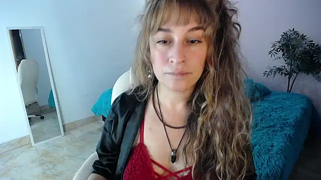Paula Paz online show from November 22, 4:42 pm
