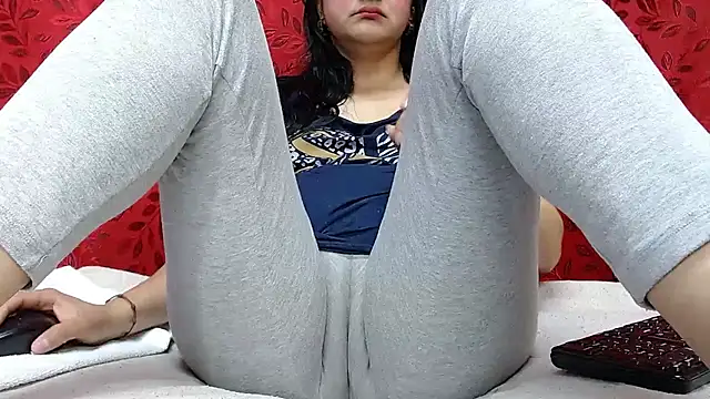 MELANIE SEX69 online show from November 18, 9:38 pm