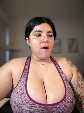 horny roomiess online show from January 31, 10:19 pm