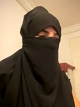 Snapshot of Hijabi_HotGirls chatting on October 12, 7:38 pm Hijabi HotGirls online show from October 12, 7:38 pm