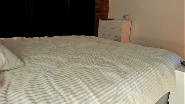 Rachel Rey online show from March 27, 7:03 pm