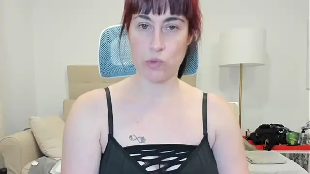 emmita69  online show from March 5, 11:44 pm