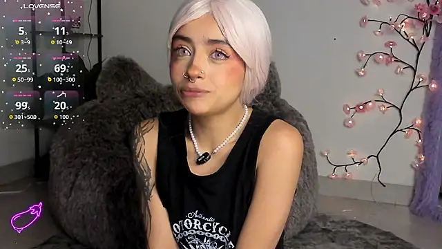 sami monroe online show from March 7, 9:00 pm