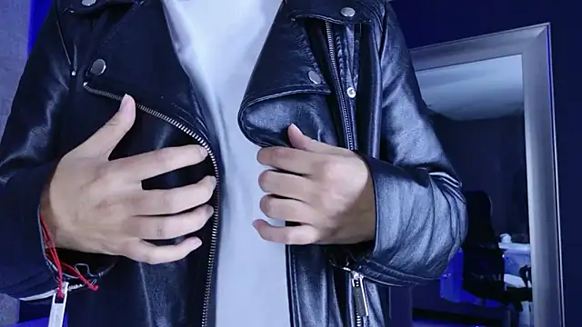 Amareto  online show from November 20, 1:23 pm