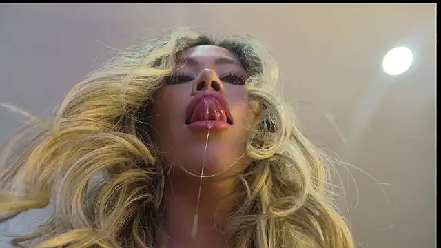 Ammy Castro online show from February 21, 9:48 pm