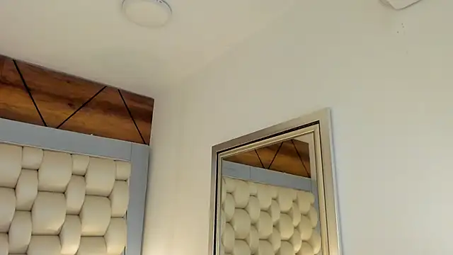 Helleamazing online show from September 12, 4:57 am