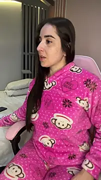 Vicky-Andrade online show from November 16, 6:30 pm