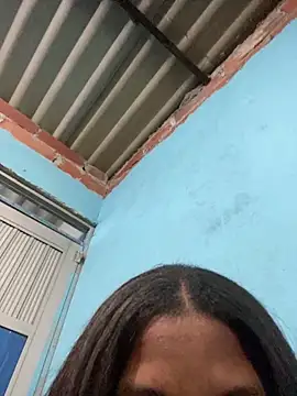 AleezaFrench online show from October 29, 1:43 am