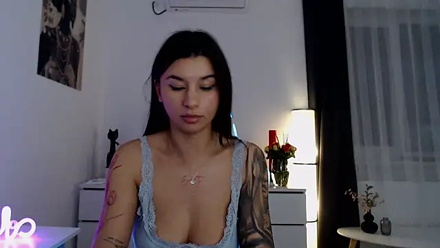 Wet Aarya  online show from November 7, 3:28 pm