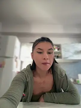 Wet Aarya  online show from March 10, 3:16 pm