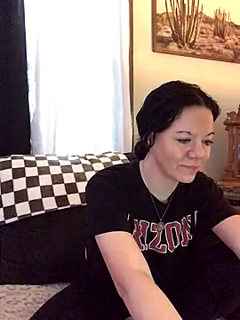 SidneyRaee online show from December 16, 6:58 pm