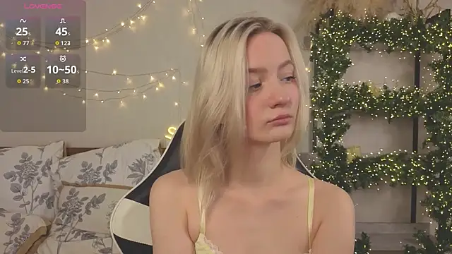 IdaValenti online show from April 20, 11:08 pm