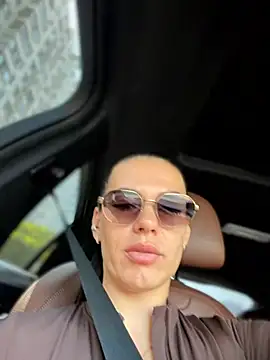 HugeBoobs- online show from August 1, 9:00 am