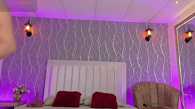 madison fox1 online show from November 18, 12:28 pm