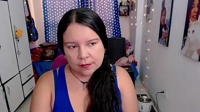 claryssa  online show from November 28, 7:39 pm