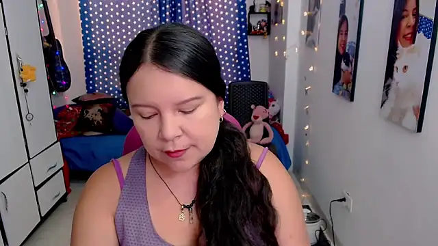 claryssa  online show from November 27, 7:39 pm