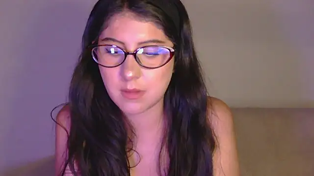 BubbleGumm  online show from July 28, 11:37 pm