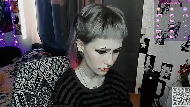 say mary online show from April 1, 2:47 pm