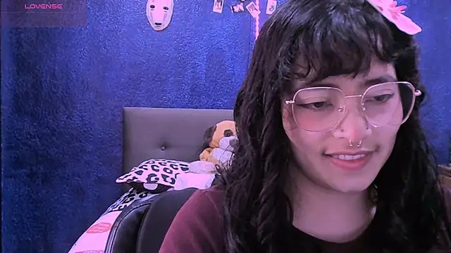 Snapshot of NinaYellow chatting on October 21, 4:22 pm NinaYellow online show from October 21, 4:22 pm