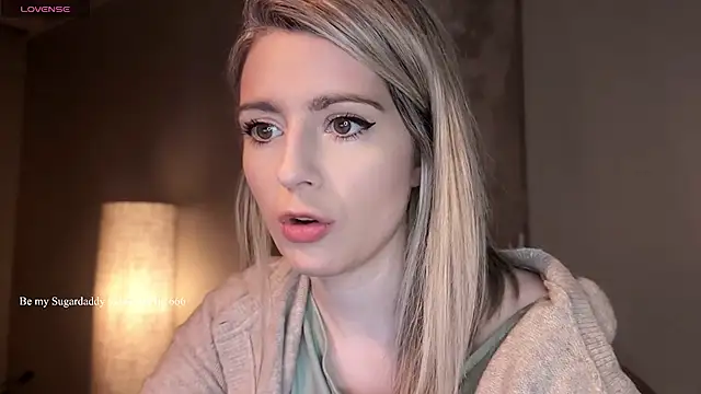 Lisaonthemoon online show from March 27, 7:47 pm