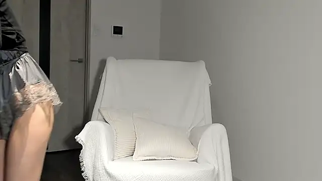 Lily 0000 online show from February 10, 4:10 pm