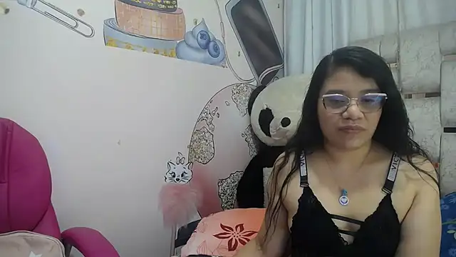 KEYRA-MILLER- online show from March 5, 1:56 am