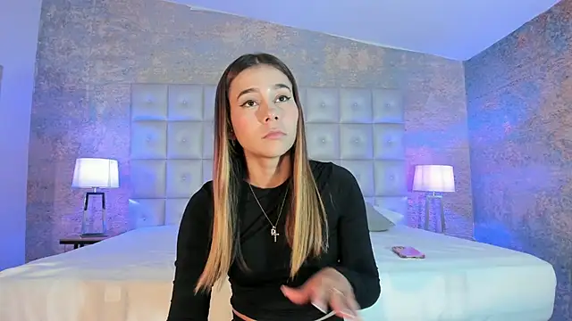 Lezy  online show from November 24, 7:38 pm