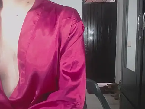 Linda naomy online show from April 14, 9:26 pm