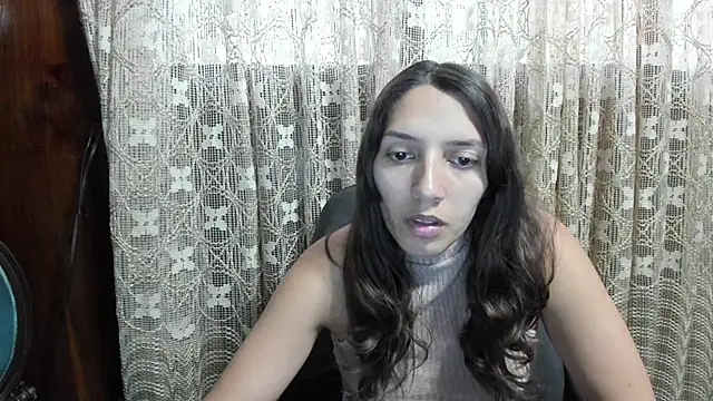 Melaniegirl17 online show from June 26, 10:44 pm