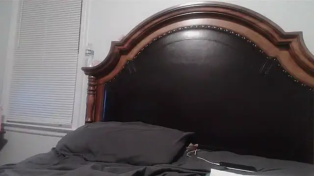 ebonyred online show from September 18, 3:05 am