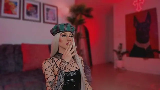 Taylor  foxxx online show from February 25, 5:39 am