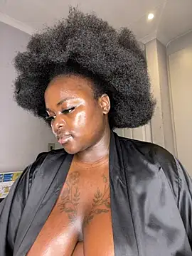 Honeycoco0211 online show from December 2, 8:38 am