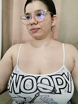 Danzel1105 online show from November 28, 6:00 pm