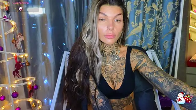 tattooedBabyy online show from December 15, 10:09 am