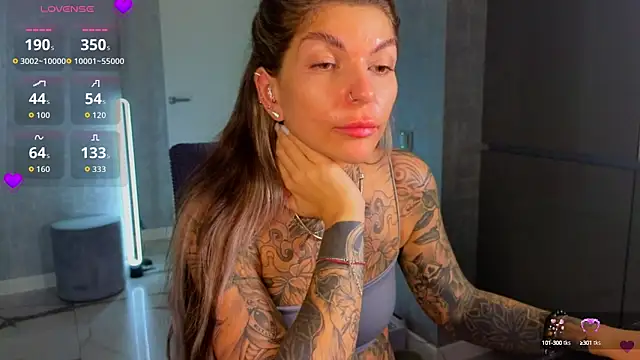 Snapshot of tattooedBabyy chatting on September 11, 7:42 am tattooedBabyy online show from September 11, 7:42 am