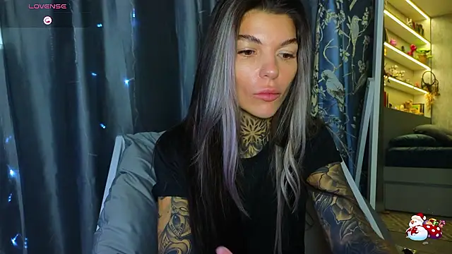 tattooedBabyy online show from January 14, 11:48 am