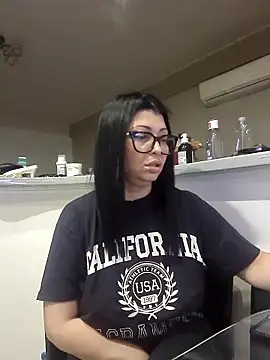 Milf Abigail online show from October 24, 2:40 am