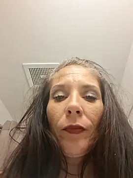 gorgeous11 online show from January 7, 10:18 am