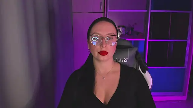 Christy Calypso online show from April 8, 4:09 pm