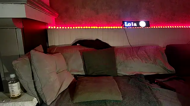 Lola-squirt online show from November 7, 9:31 pm