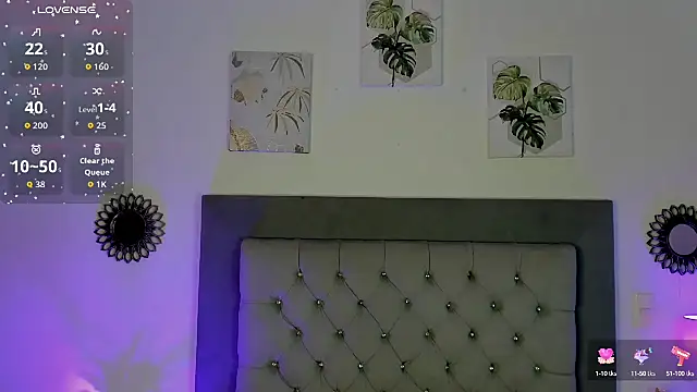 Kylie2211 online show from September 20, 2:10 am