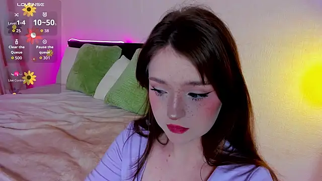 lexxxxxxi online show from December 2, 6:10 pm