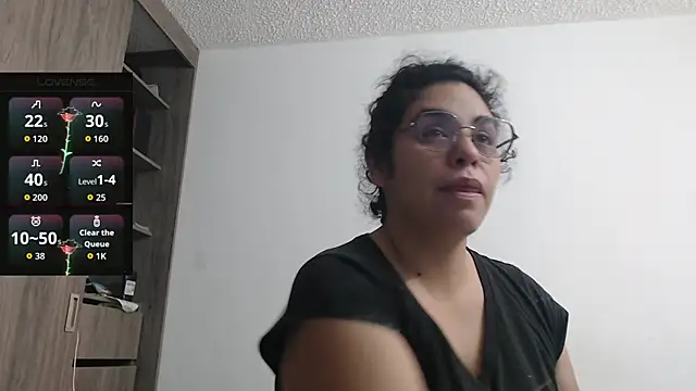 Anne purple online show from November 20, 3:46 pm