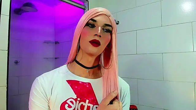 Victoria Kastelo online show from November 5, 7:30 pm